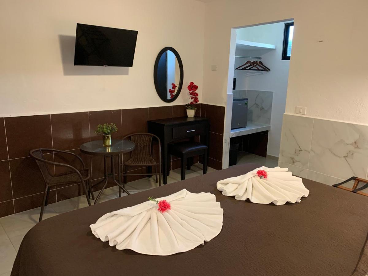 Hotel La Casa Del Capi Isla Holbox Екстериор снимка