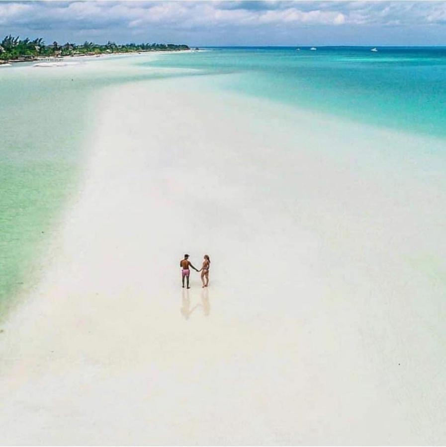 Hotel La Casa Del Capi Isla Holbox Екстериор снимка