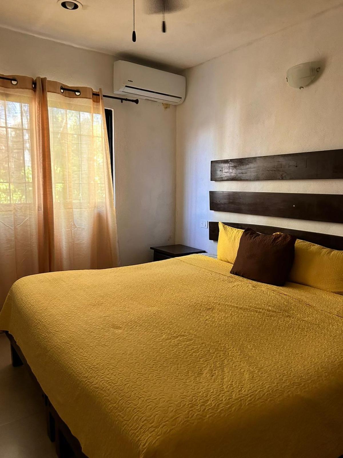 Hotel La Casa Del Capi Isla Holbox Екстериор снимка