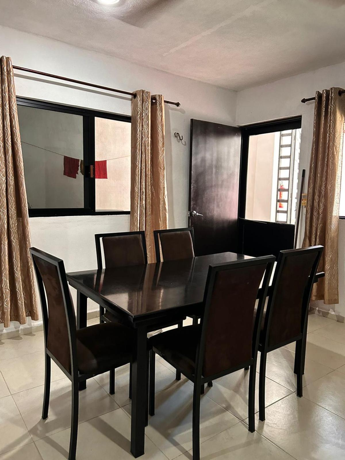 Hotel La Casa Del Capi Isla Holbox Екстериор снимка